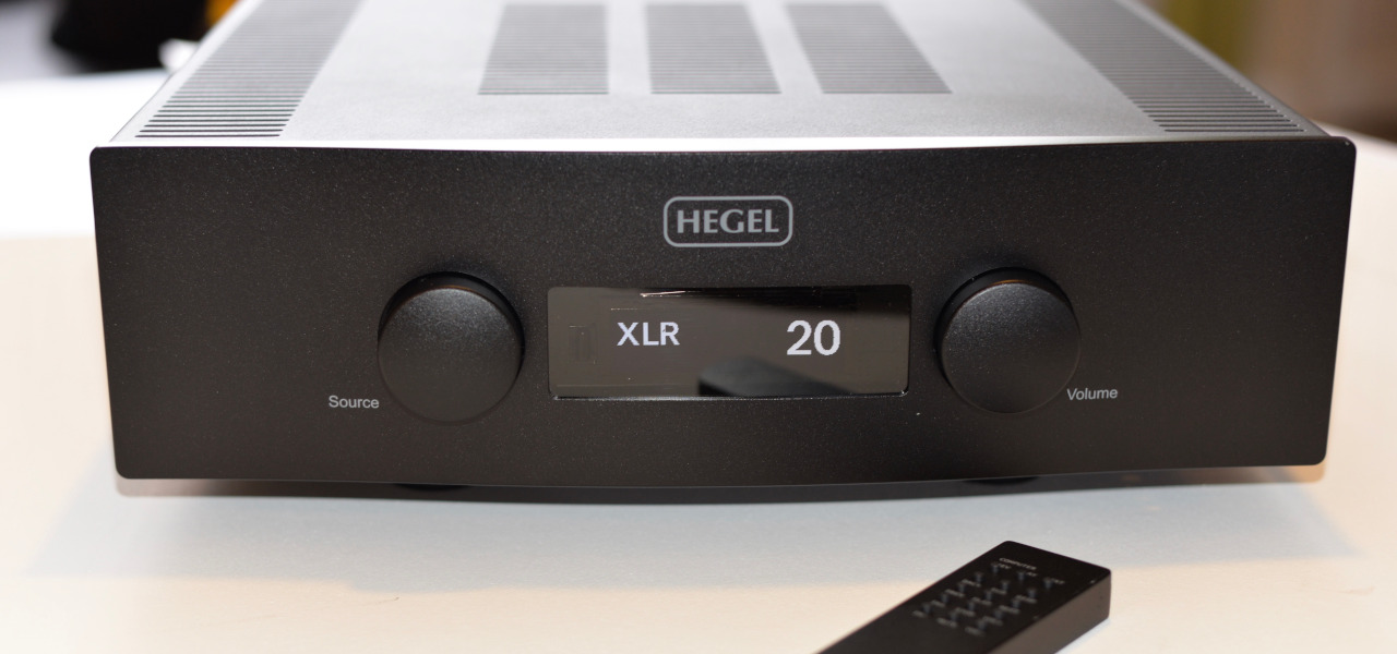 Ampli / préampli HEGEL H390