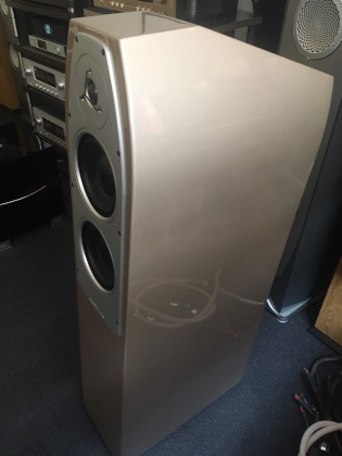 Enceinte EGGLESTONWORKS OSO